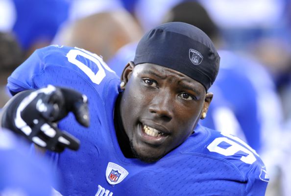 Jason Pierre-Paul is playing in an oven mitt 