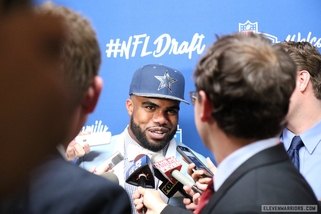 Cowboys rookie Ezekiel Elliott tops jersey sales 