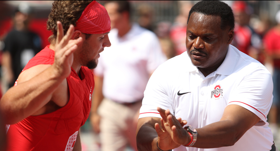 Larry Johnson's latest drill for defensive line: sand pit