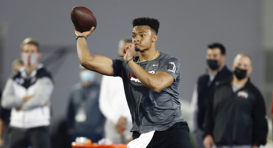 Ohio State QB Justin Fields, OL Wyatt Davis, DL Tommy Togiai declare for NFL  draft - ESPN