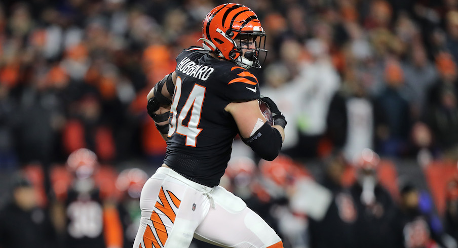 Hubbard's fumble return gives Bengals 24-17 win over Ravens - The