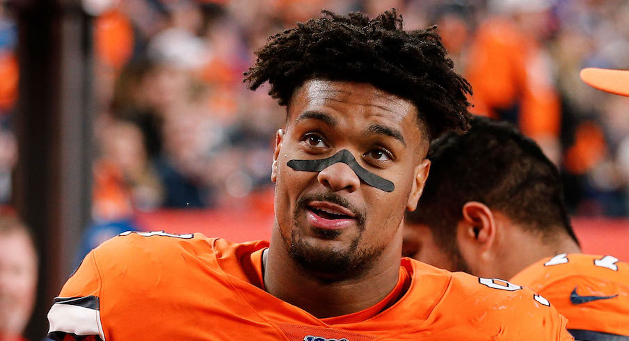 Seahawks buck trend, give Dre'Mont Jones bucks