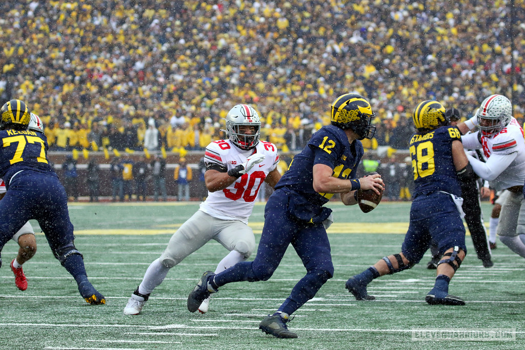 Linebacker Cody Simon of The Ohio State Buckeyes