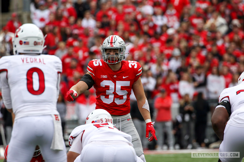 Linebacker Tommy Eichenberg of The Ohio State Buckeyes