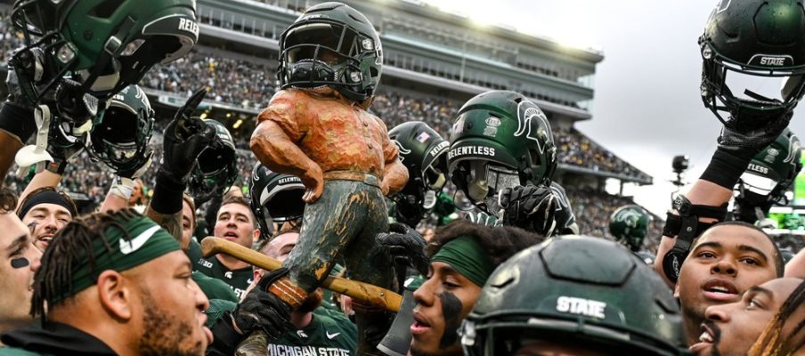 Paul Bunyan Trophy