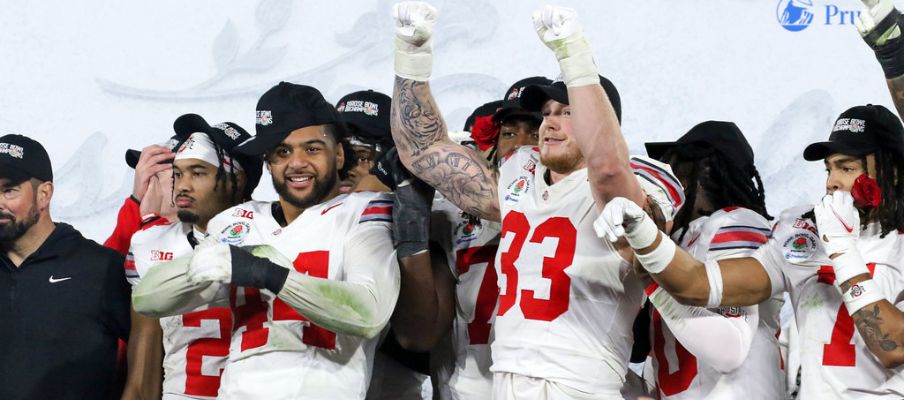 JT Tuimoloau and Jack Sawyer celebrate after Rose Bowl