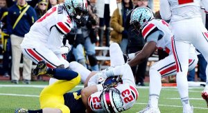 tyvis powell seals the victory in ann arbor