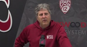 Mike Leach sucks.