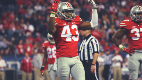 Darron Lee, the #manimal, showed up large for Ohio State once again.