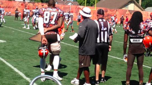 Pryor spotting a wrapped hamstring at Browns practice today.