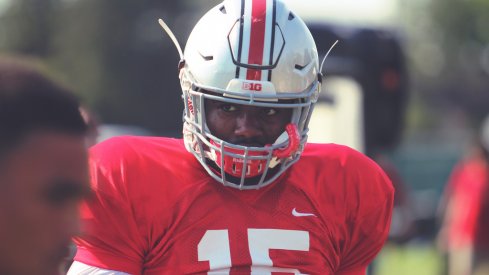 Ezekiel Elliott is motivated to set a new Ohio State rushing record, but says team goals are more important.