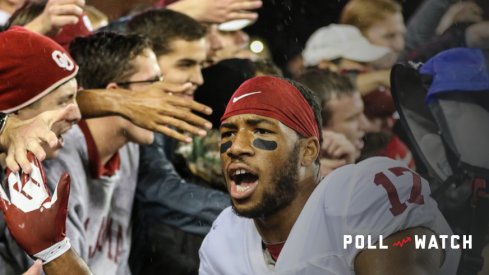 14 NOV 2015: Oklahoma Sooners wide receiver Jordan Smallwood (17) high-fives the crowd after the game between the Baylor Bears and the Oklahoma Sooners at McLane Stadium in Waco, TX, Oklahoma upsets Baylor 44-34. (Photo by Matthew Pearce/Icon Sportswire)