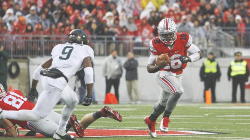 J.T. Barrett and the OSU offense struggled mightily to move the ball against the Spartans