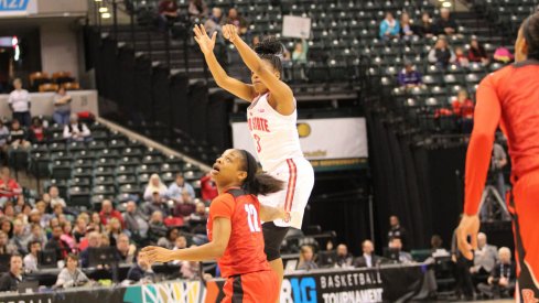 Kelsey Mitchell led the way as the Bucks move on to the semi-finals.