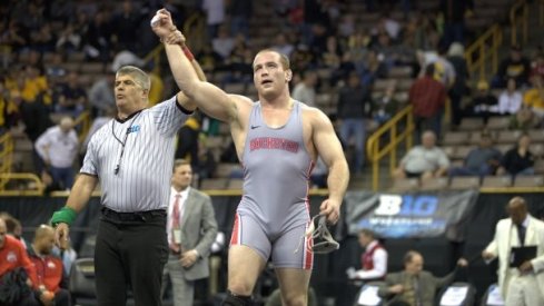 Kyle Snyder wins the Big Ten heavyweight title.