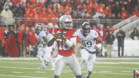 J.T. Barrett's experience against MSU in 2015 was far different than the year prior