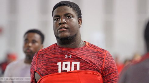 Darrell Simpson is a top-rated 2018 offensive tackle prospect.