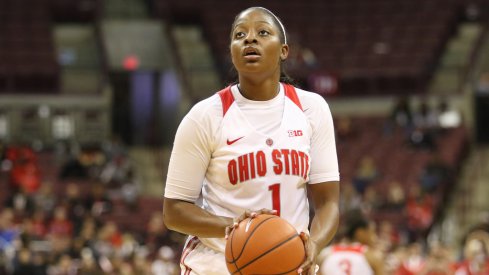 Stephanie Mavunga returned to the court for the first time in over four games.