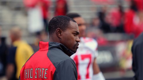 Former Ohio State RBs coach Stan Drayton is joining Texas' staff. 