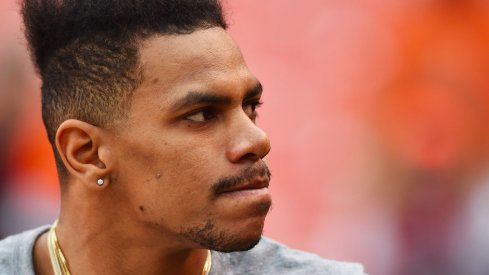 Terrelle Pryor turns down Browns offer.