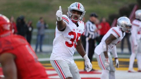 Chris Worley exhibits plenty of confidence when he talks about taking on a larger role in Ohio State's defense as the middle linebacker.