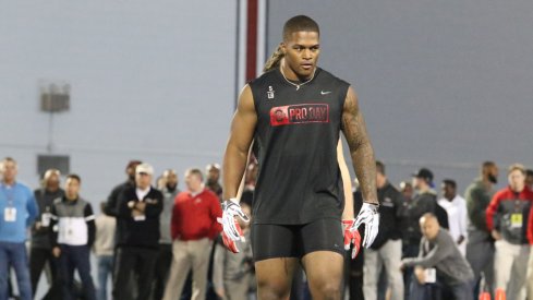 Former Ohio State LB Raekwon McMillan works out at pro day.