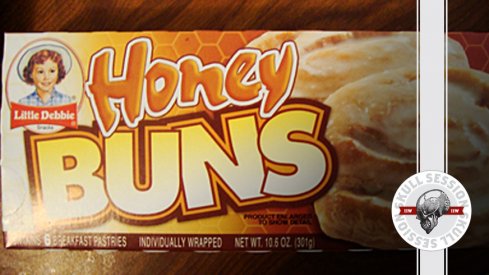 Microwave Honey Buns for the Aug 18 2017 Skull Session