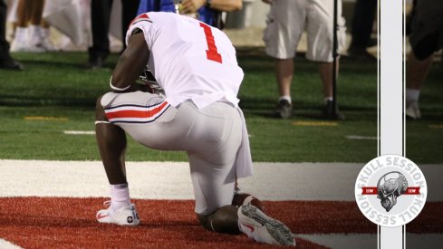 Johnnie Dixon prays over the September 5th 2017 Skull Session