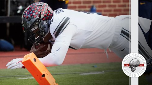 Dwayne Haskins dives for the May 10 2018 Skull Session