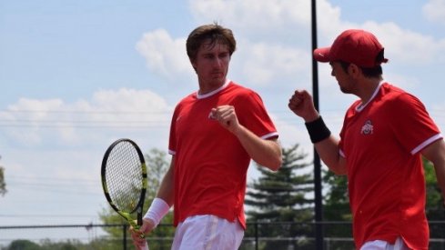 Men's Tennis Advances