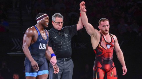 Kyle Snyder handled Kyven Gadson with ease.