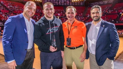 Kyle Snyder wins another award.