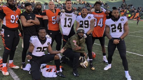 Buckeyes posing after game