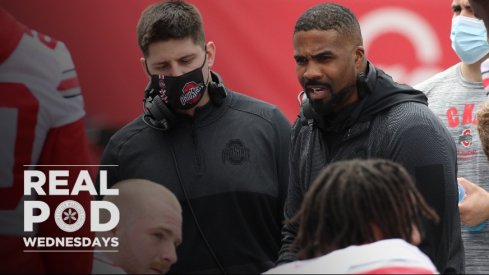 Al Washington talking to the Ohio State linebackers