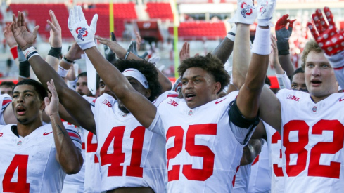 Ohio State celebrates after beating the Indiana Hoosiers