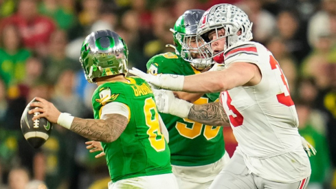 Jack Sawyer rushing the passer