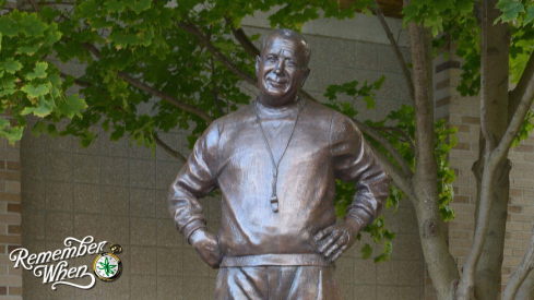 A statue of Knute Rockne, former Notre Dame head football coach