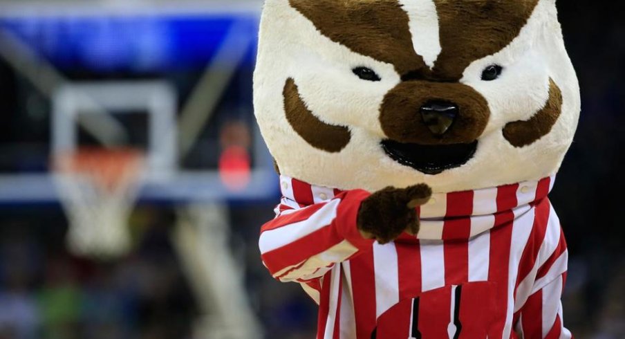 Wisconsin Basketball: Are the Badgers the Team to Beat in the Big Ten in  2016?