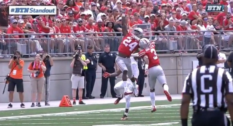 Malik Hooker's Spectacular One-Handed Interception vs. Bowling