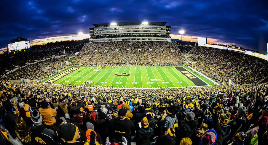 LOOK: Iowa Football to Wear Alternate Uniform at Penn State - Go Iowa  Awesome