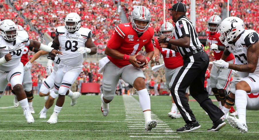 Thayer Thomas Uses One Hand & A Helmet For the Touchdown Catch - Stadium