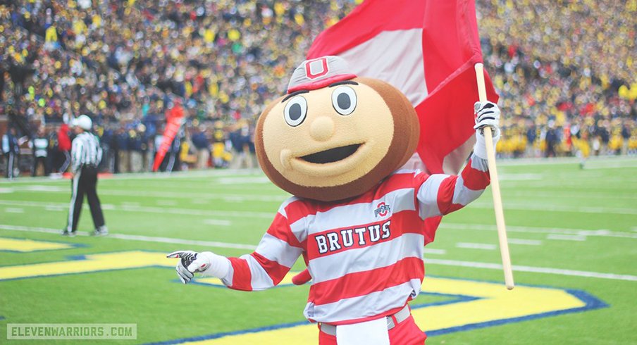 Mascot Games - A huge NFL Sunday-sized battle takes place