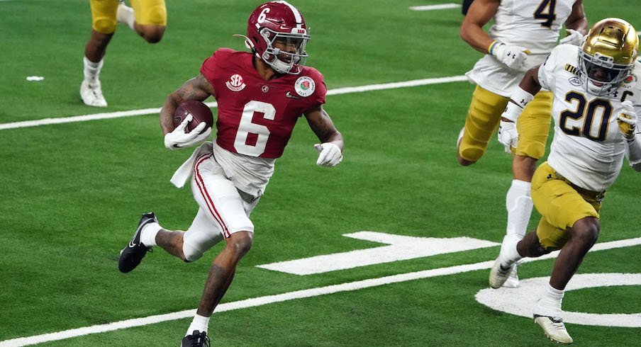 DeVonta Smith Catches up with CFB Legend