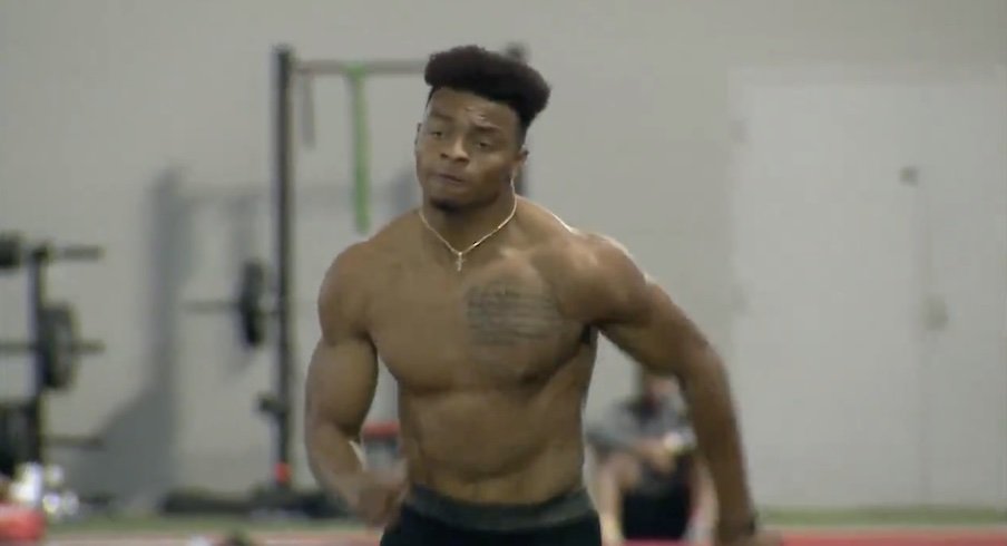 Justin Fields Clocks A Blazing 4.44-Second 40-Yard Dash At Ohio State's Pro  Day