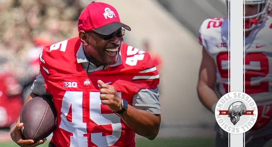 Ohio State football great Archie Griffin runs for a touchdown in the  Buckeyes' spring game 