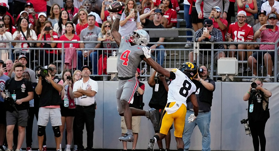 Jeremiah Smith pulls off another spectacular one-handed touchdown grab