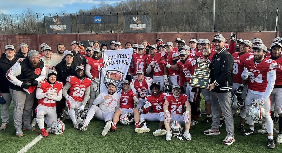 Ohio State club football celebrating its national championship