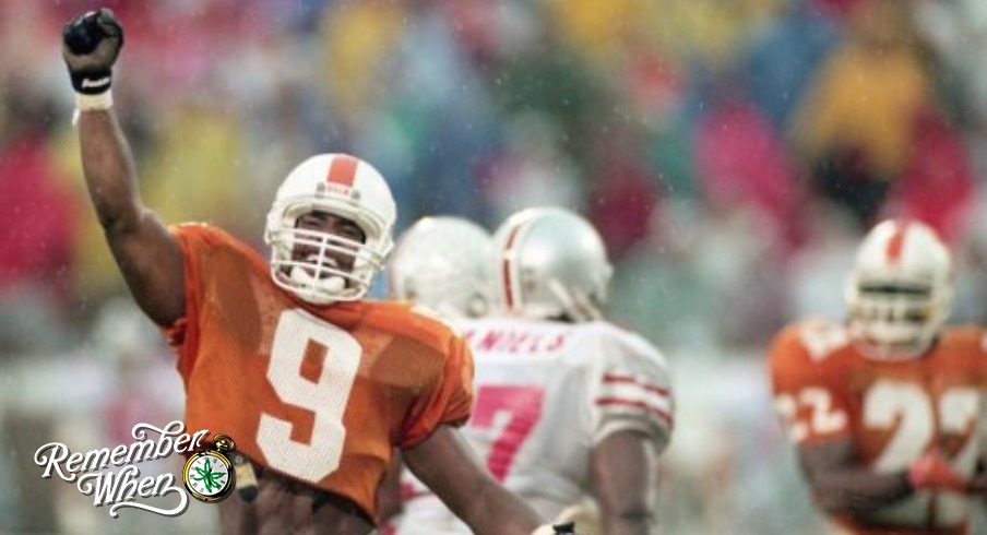 Tennessee defensive back Tori Noel celebrates after recovering an Ohio State fumble