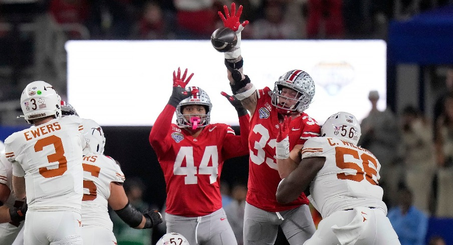 Jack Sawyer and JT Tuimoloau in the Cotton Bowl